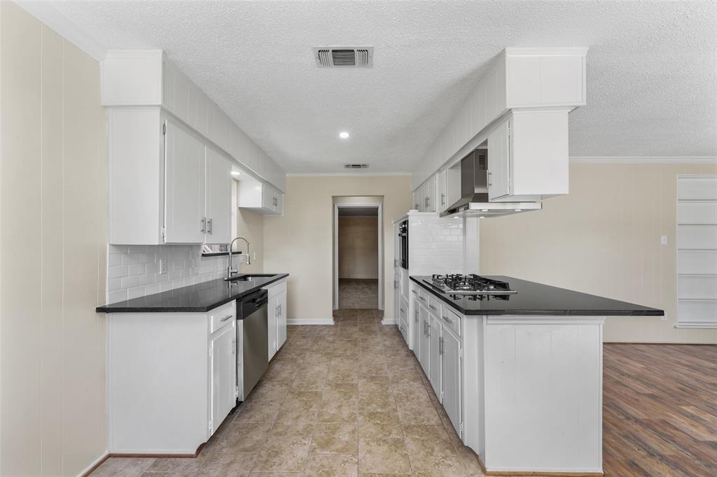 Meadowbrook Acres Add - Residential