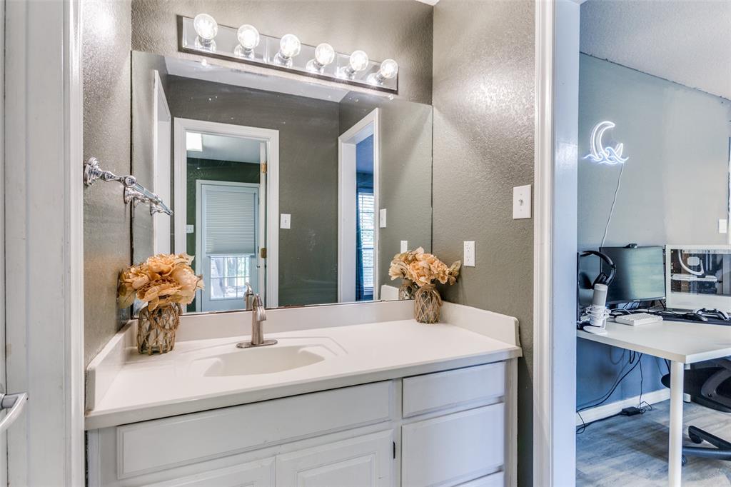 Lake Country Estates Add - Residential