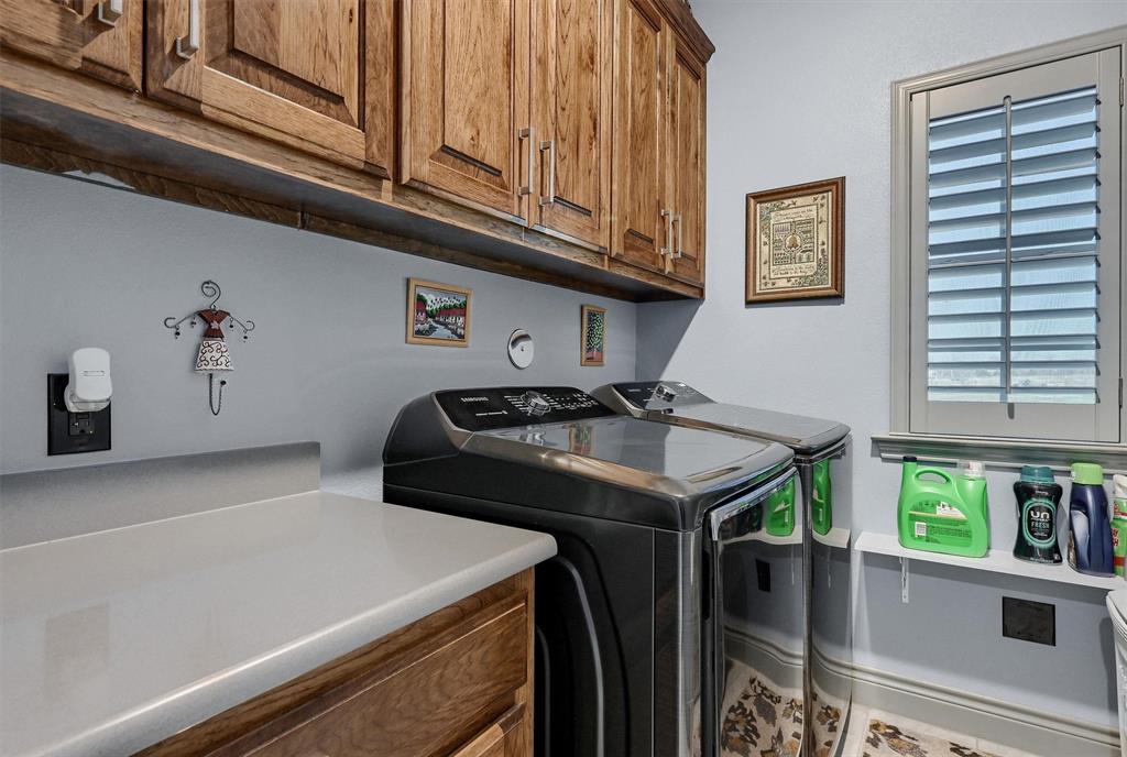 J R 517 Acre Surv Abs #735 - Land