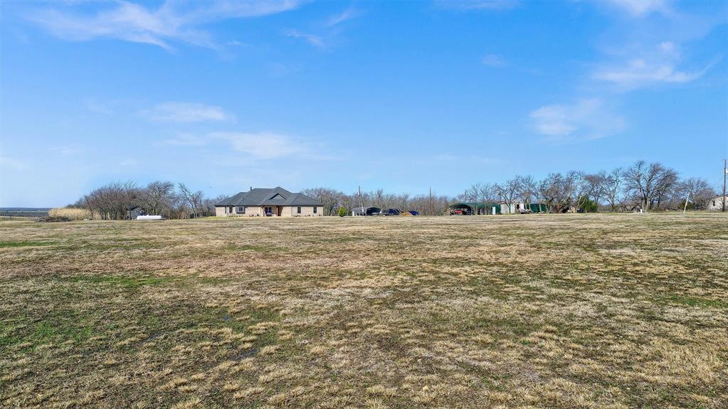 J R 517 Acre Surv Abs #735 - Land