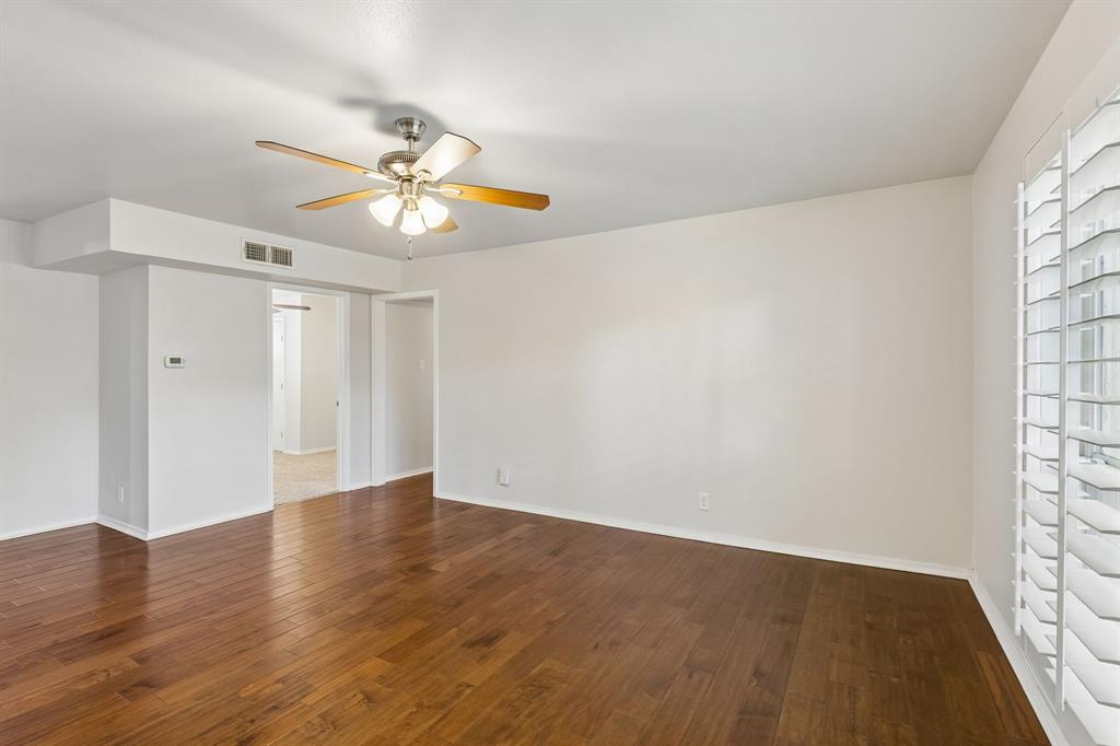 6040 Place Condos - Residential