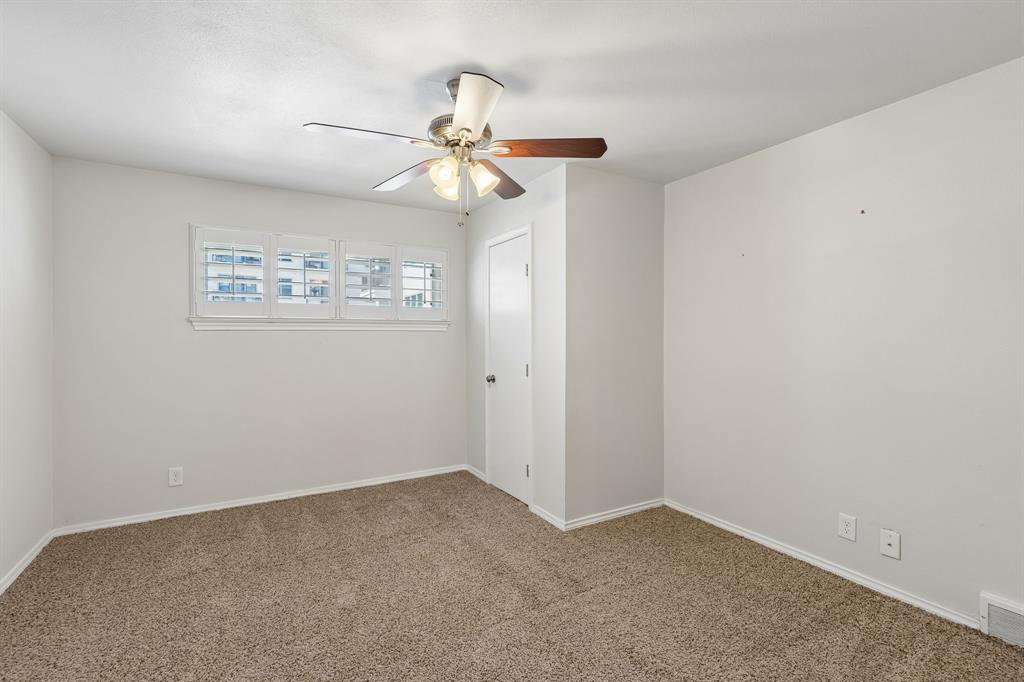 6040 Place Condos - Residential