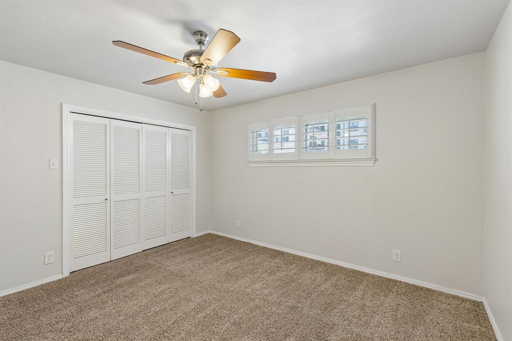 6040 Place Condos - Residential