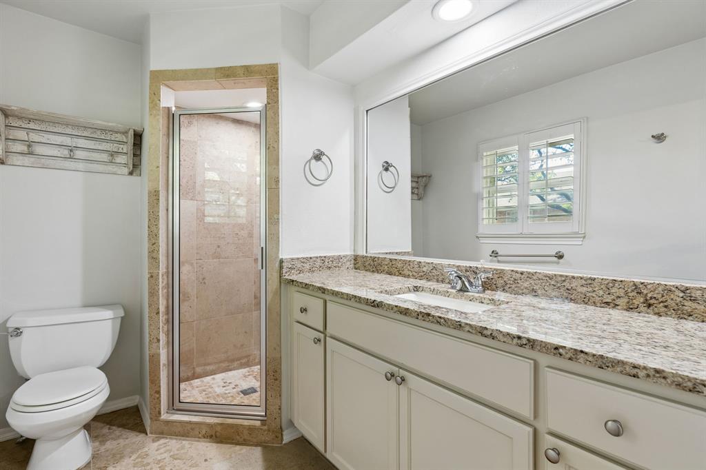 6040 Place Condos - Residential