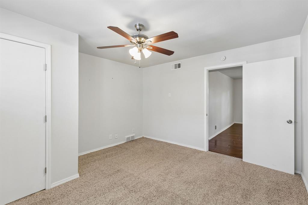 6040 Place Condos - Residential