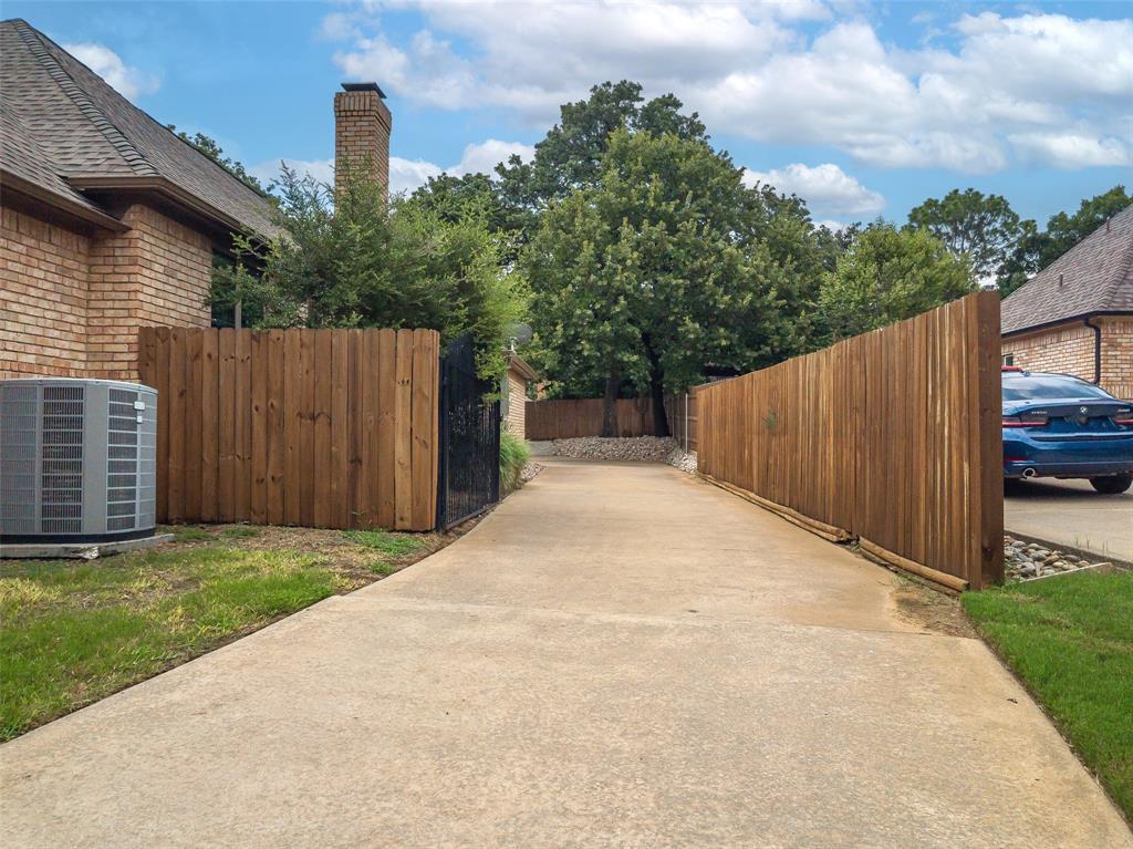 1502 Rockwood Drive