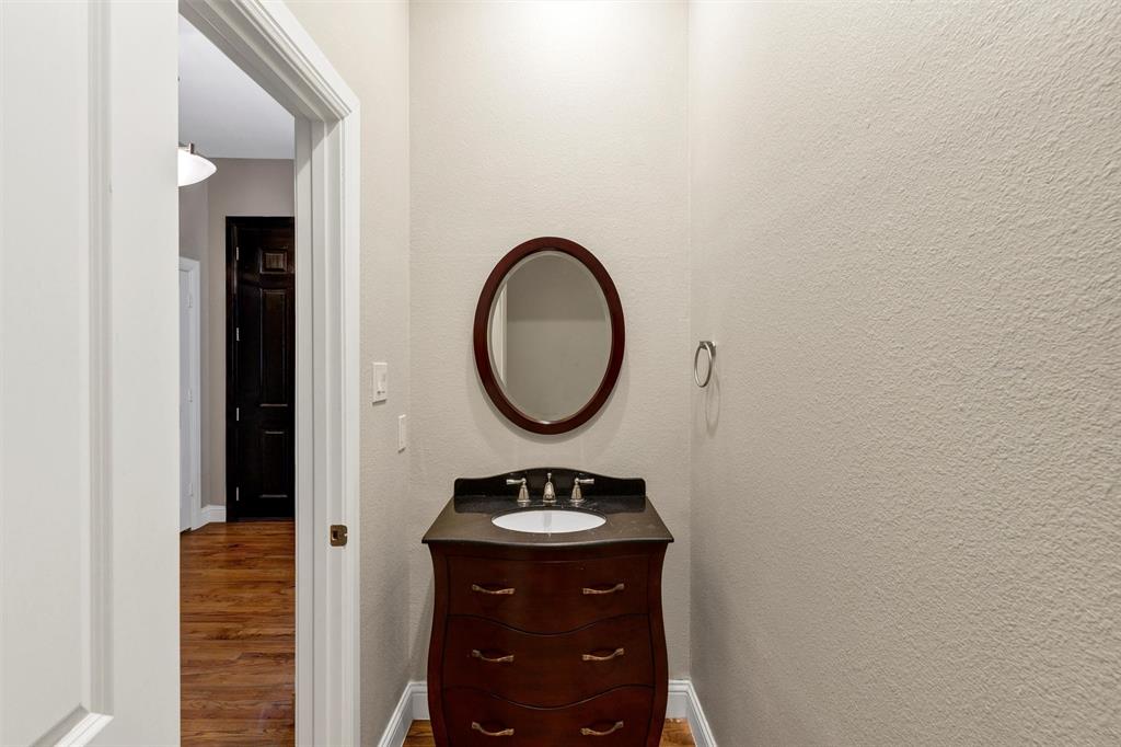 Dallas, Texas 75214, United States, 3 Bedrooms Bedrooms, ,3 BathroomsBathrooms,Residential,Active,4810