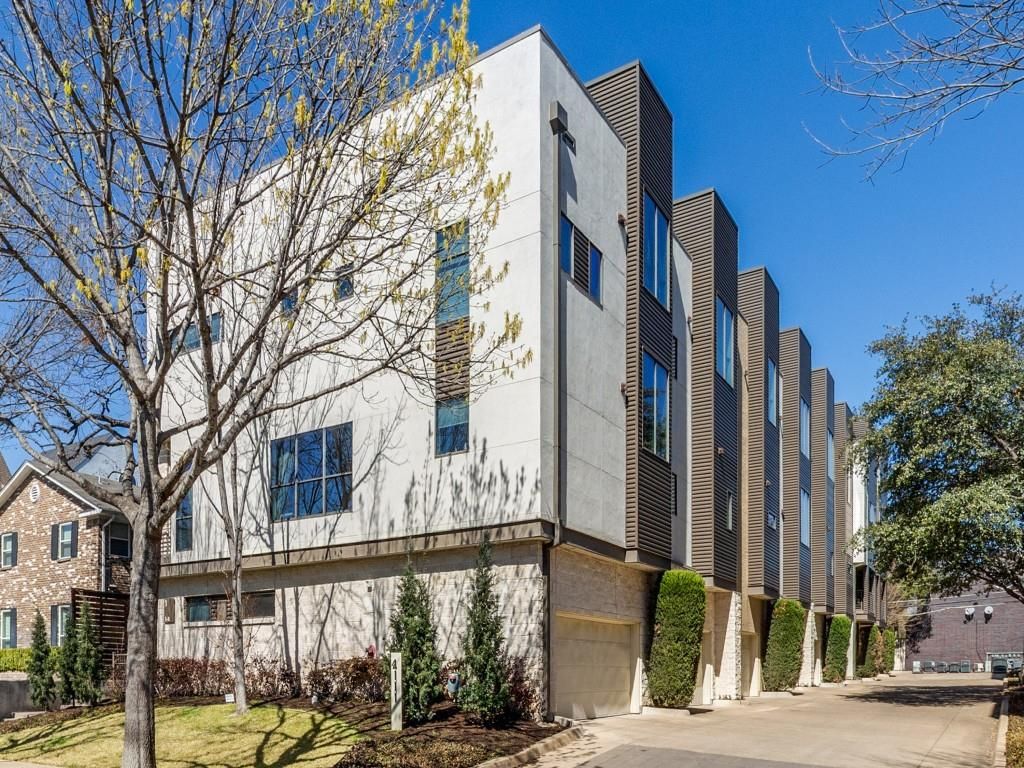 Photo of 4111 Newton Avenue #7, Dallas, TX 75219 (MLS # 21194222)