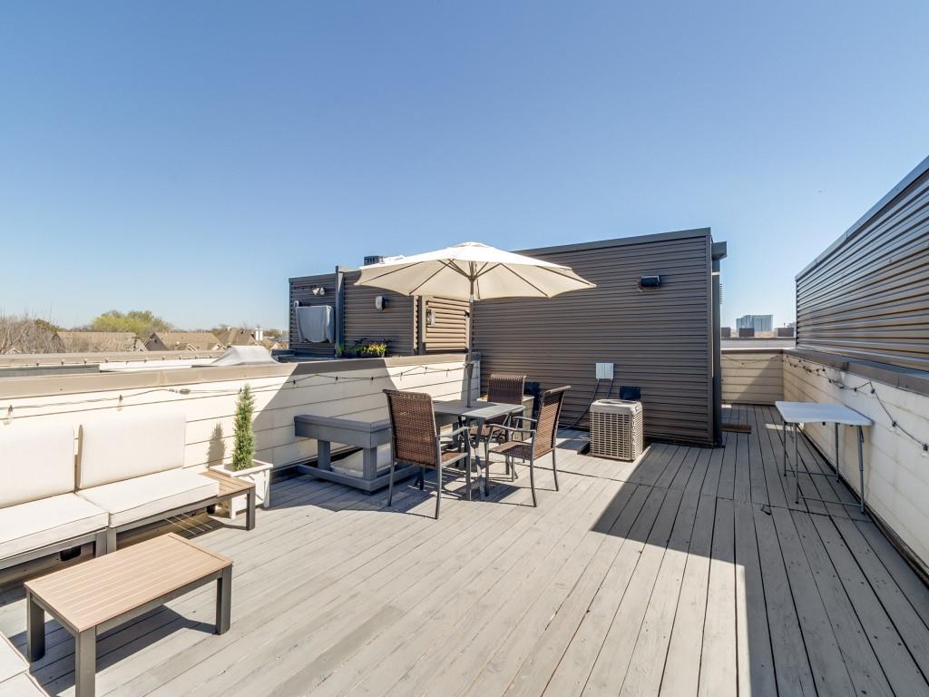 Twnhms 4111 - Residential