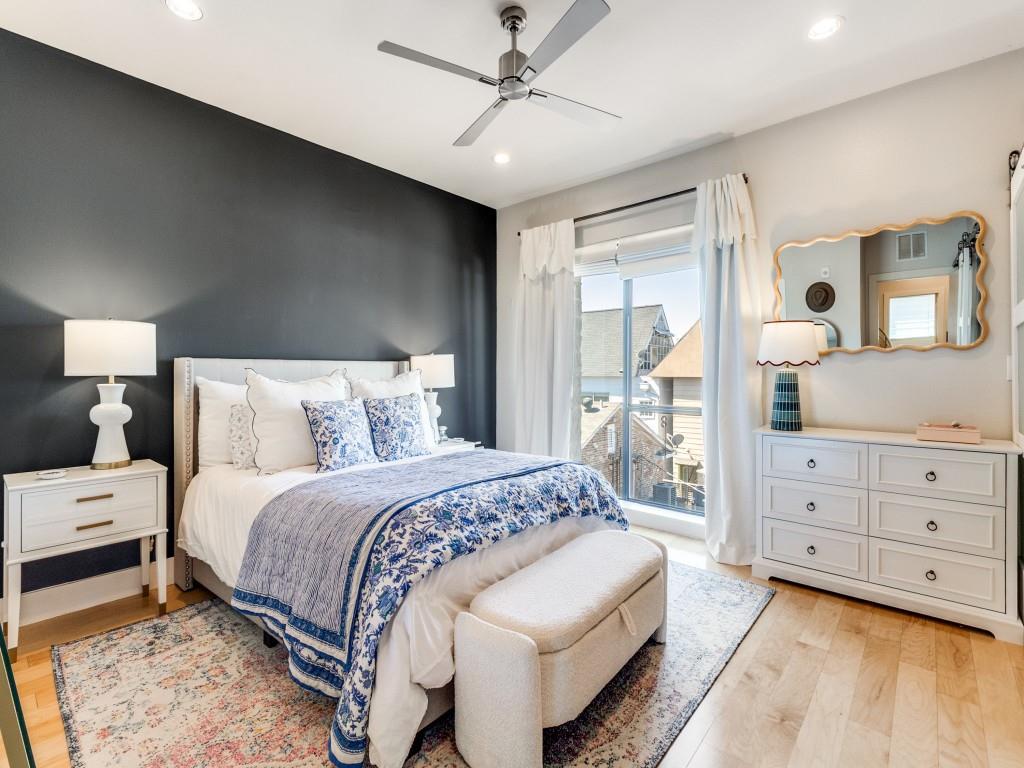 Twnhms 4111 - Residential