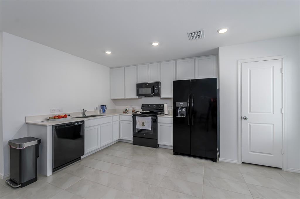 Risinger Court Condos - Residential