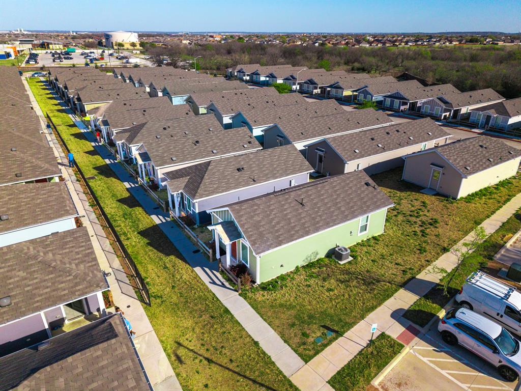 Risinger Court Condos - Residential