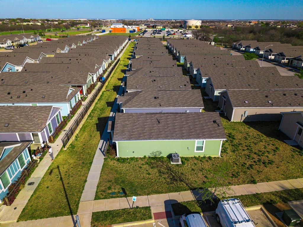 Risinger Court Condos - Residential