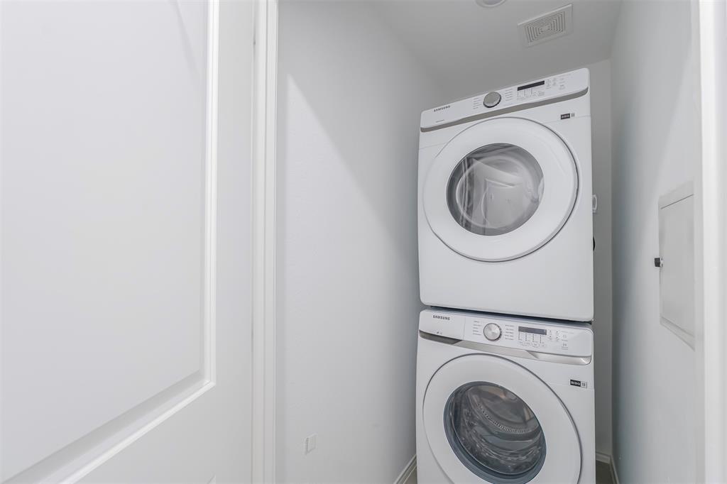 Risinger Court Condos - Residential