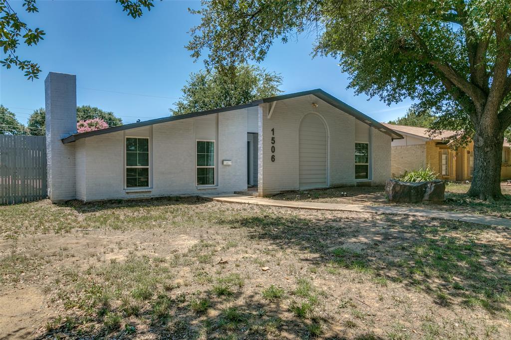 1506 Carnation Drive