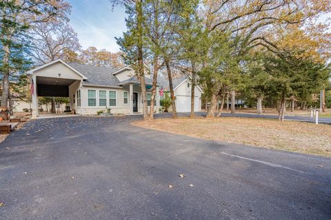 A home in Quinlan