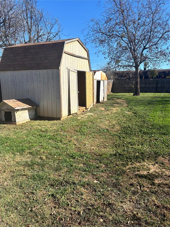 Country Club - Residential