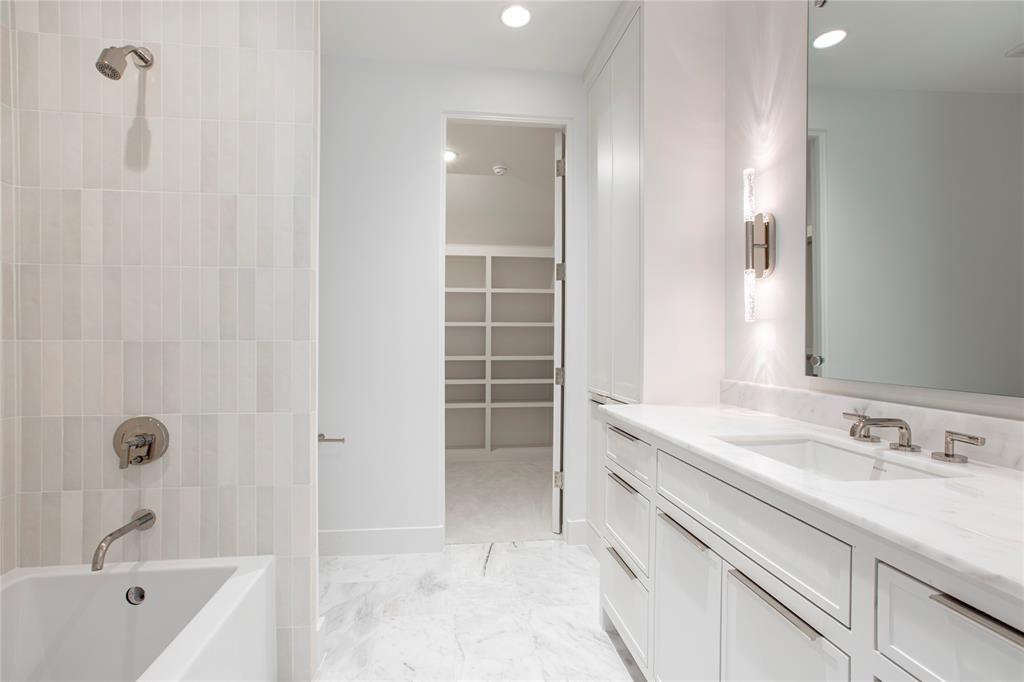 Bluffs at Cochran Chapel - Residential