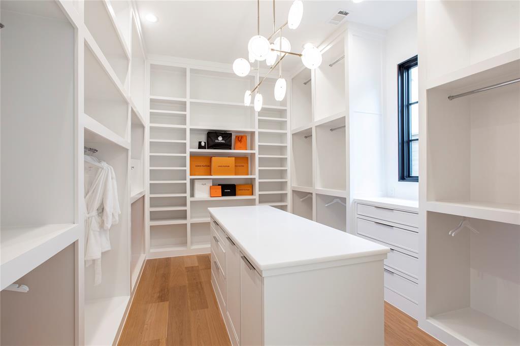 Bluffs at Cochran Chapel - Residential