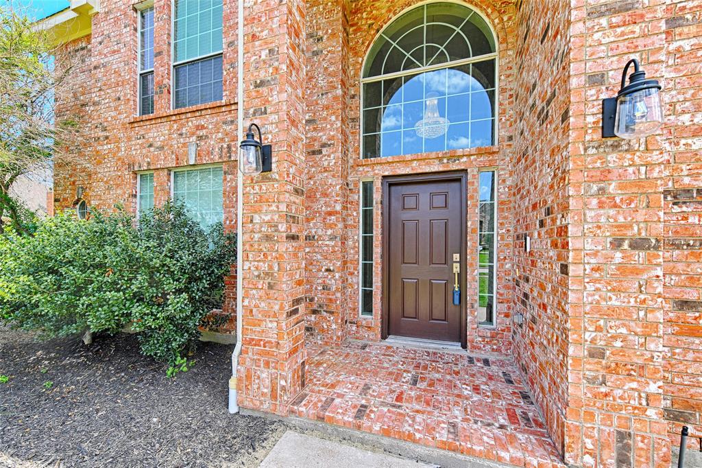 1112 Bentwater Parkway