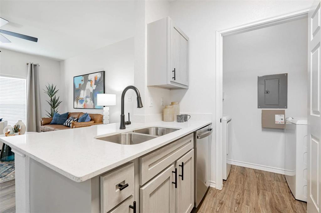 Turtle Cove Apts - Residential Lease