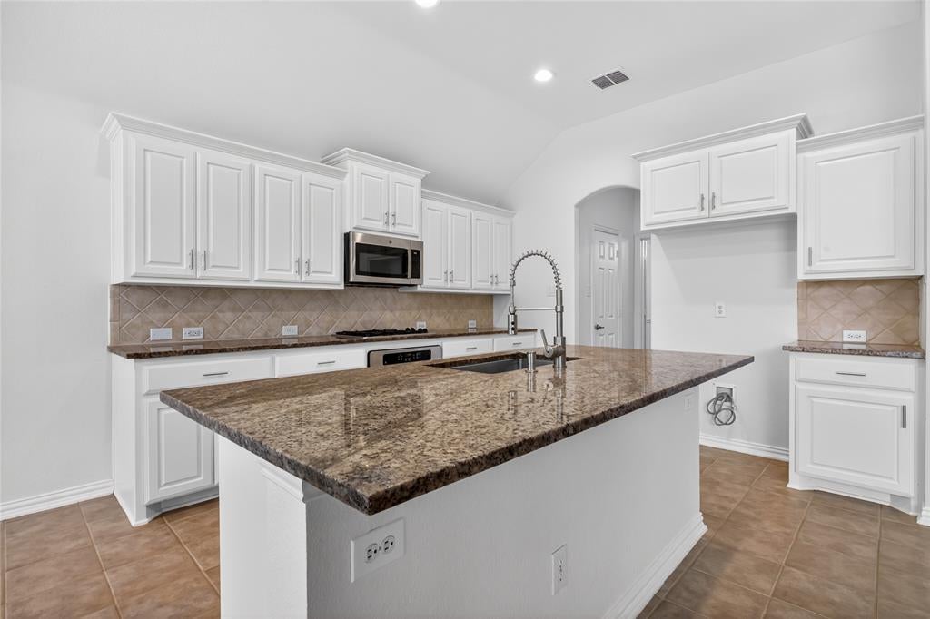 3229 Horizons Drive