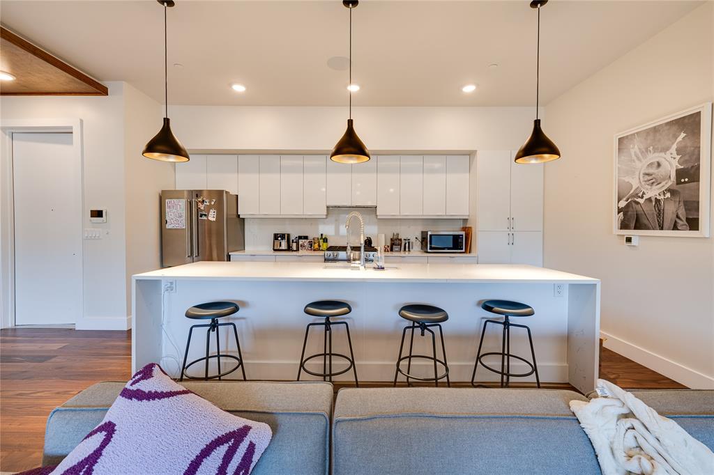 1455 W Magnolia Avenue 203