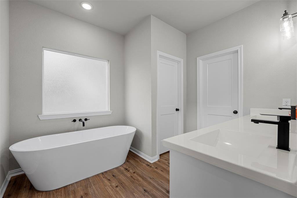 moonlight park PH3 - Residential