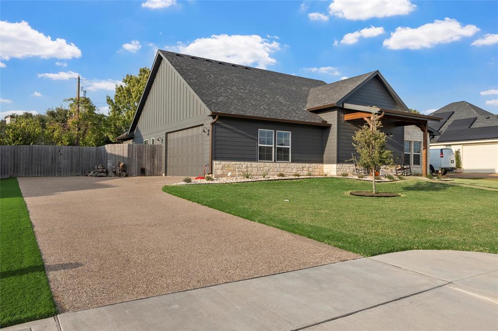 moonlight park PH3 - Residential