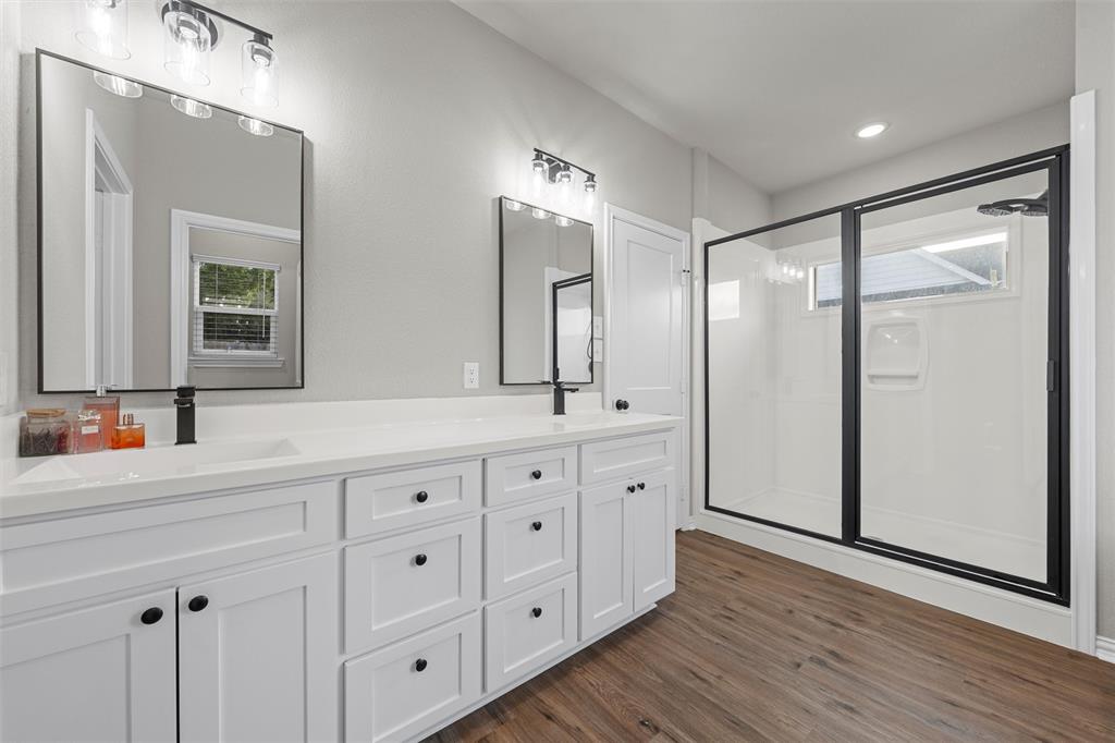 moonlight park PH3 - Residential