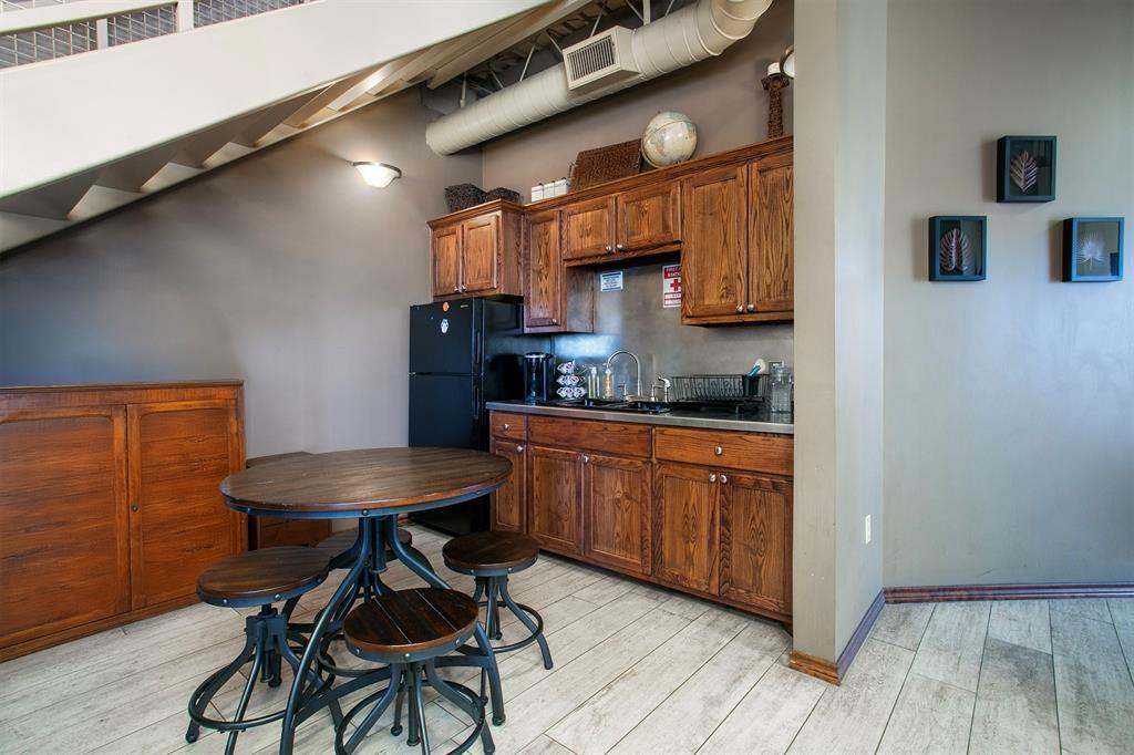 Metro East Ph 1 - Commercial Sale