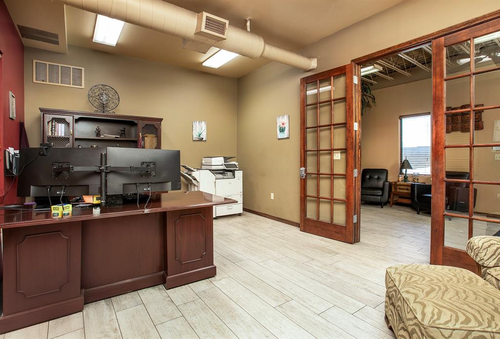 Metro East Ph 1 - Commercial Sale