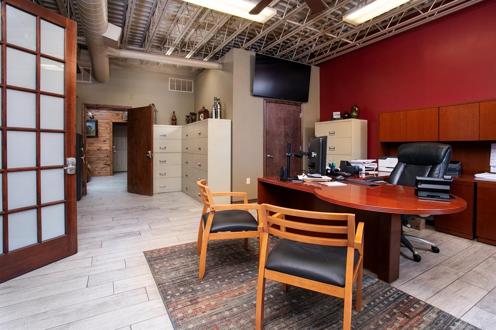 Metro East Ph 1 - Commercial Sale