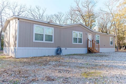 A home in Kemp