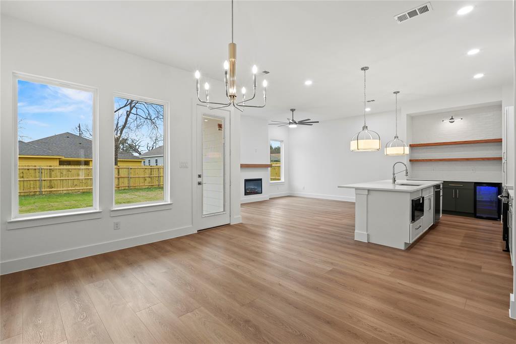 Cavens Colonial Ave - Residential