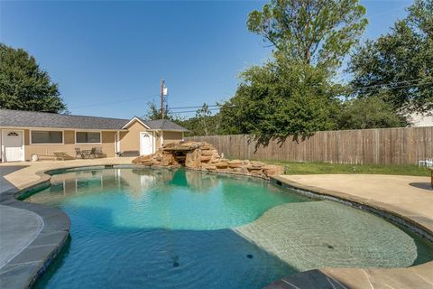 A home in Colleyville