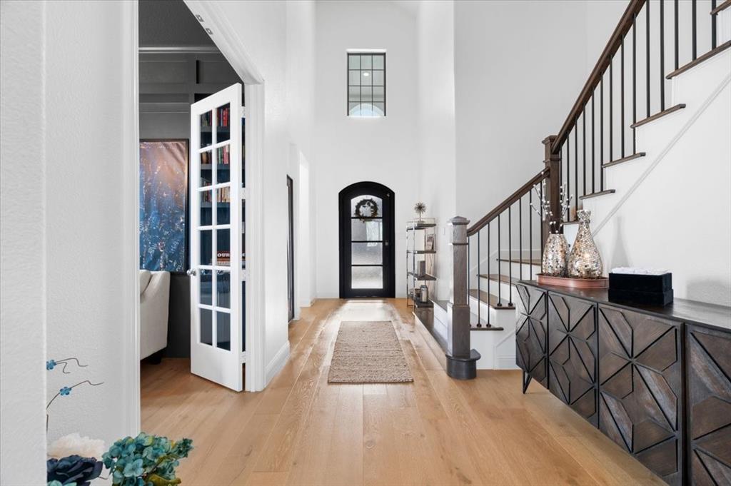8804 Autumn Lake Trail