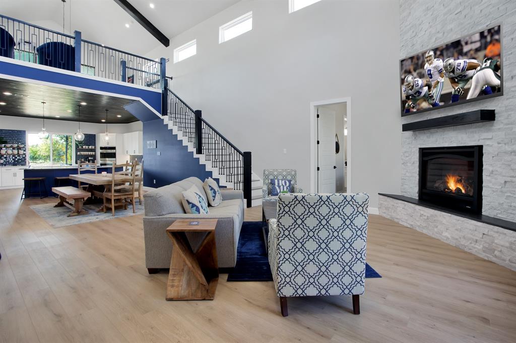 Woods of Glen Ellen - Residential