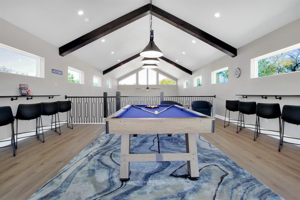 Woods of Glen Ellen - Residential