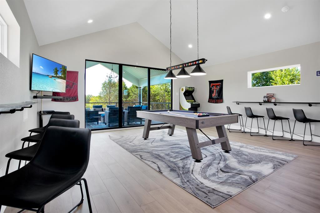 Woods of Glen Ellen - Residential