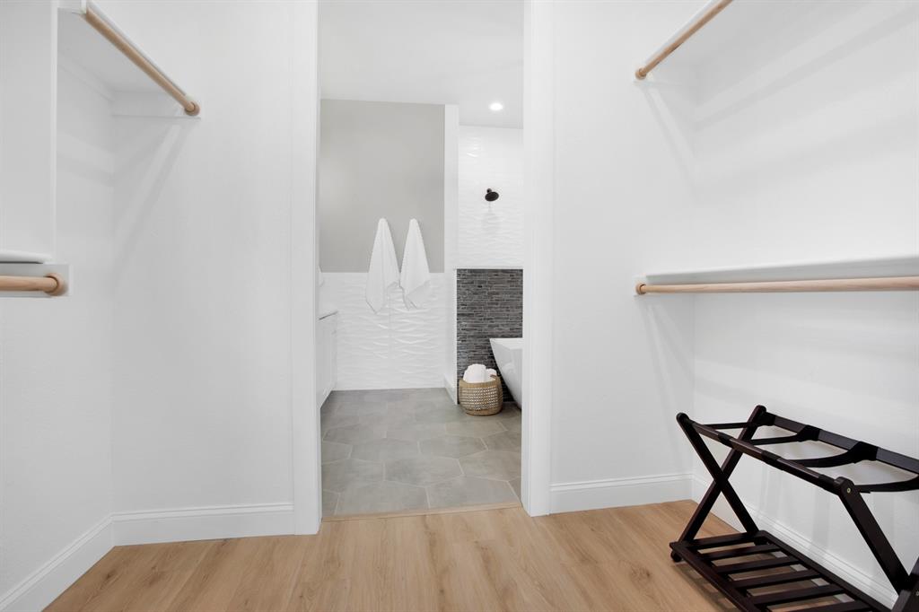 Woods of Glen Ellen - Residential