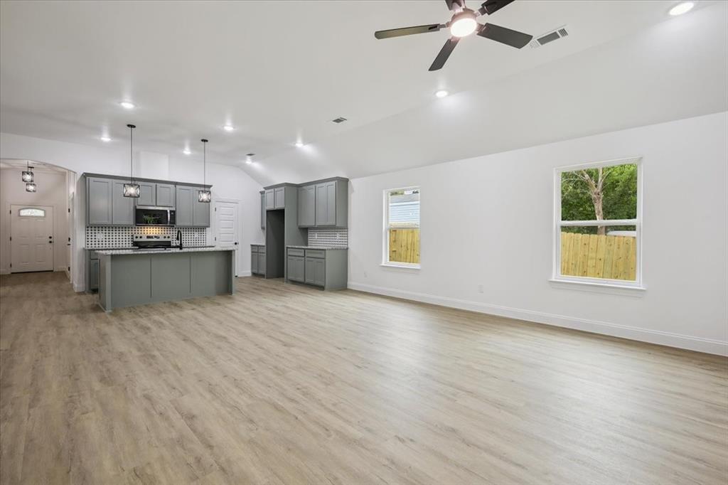 A 0867 J PIERSON ACRES .182 - Residential