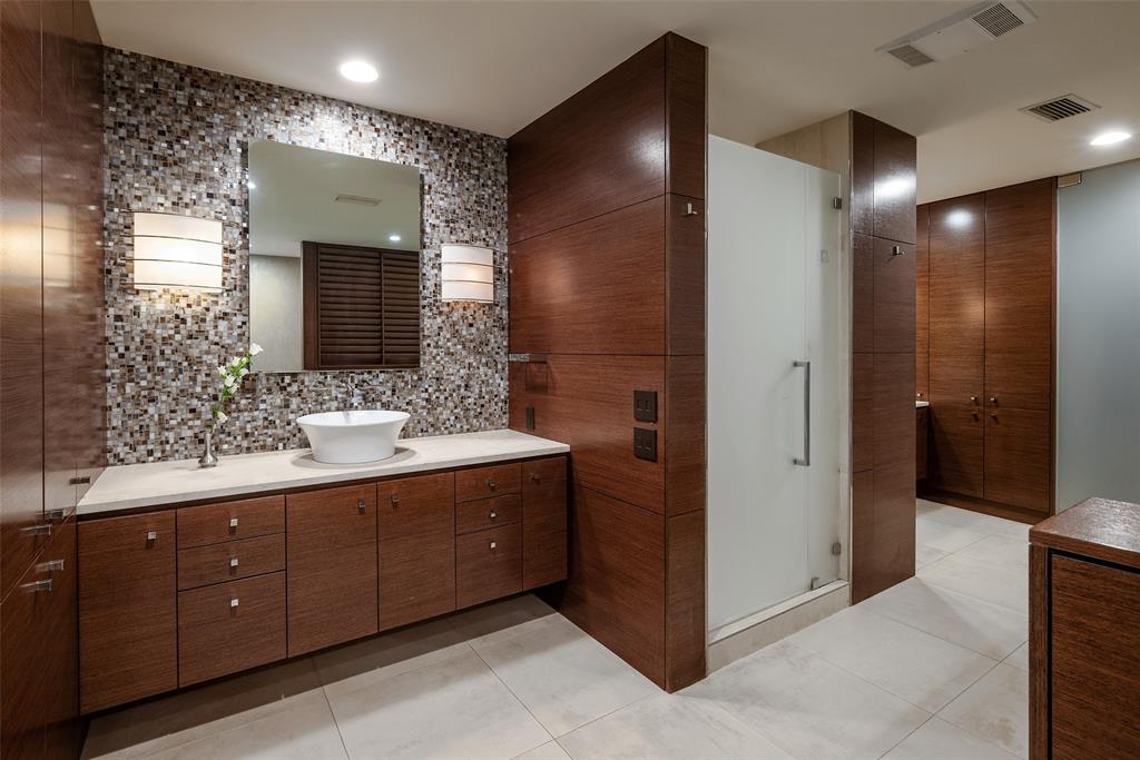 CLOISTERS ANNEX - Residential