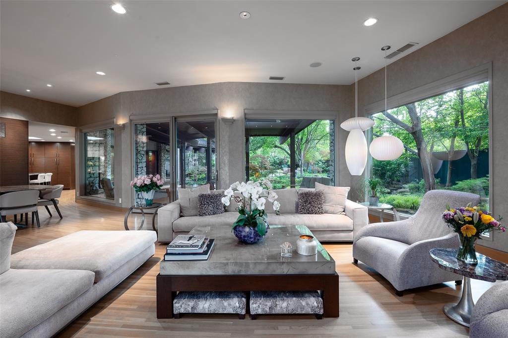 CLOISTERS ANNEX - Residential