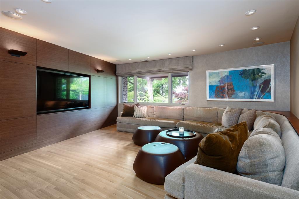 CLOISTERS ANNEX - Residential