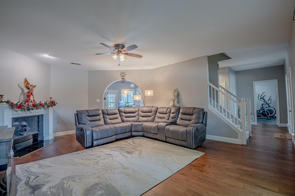 921 Carnegie Court