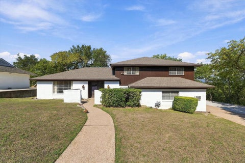 Photo of 1140 Sierra Drive, Woodway, TX 76712 (MLS # 21405757)