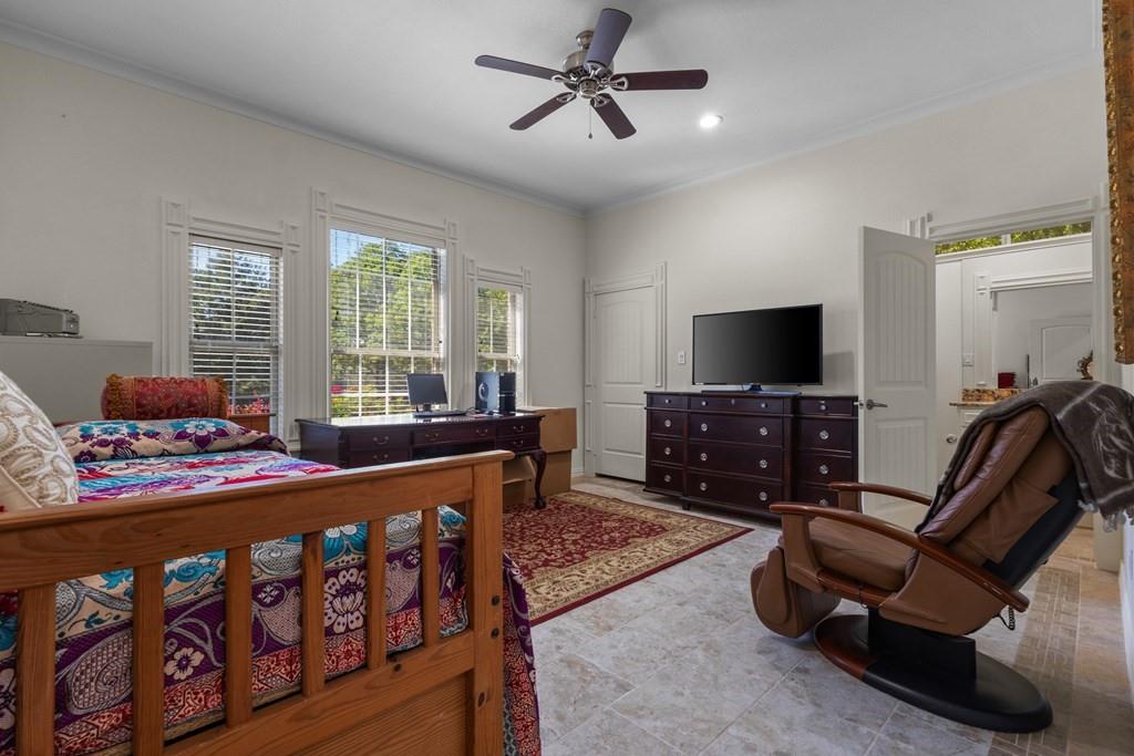 Country Club Terrace - Residential
