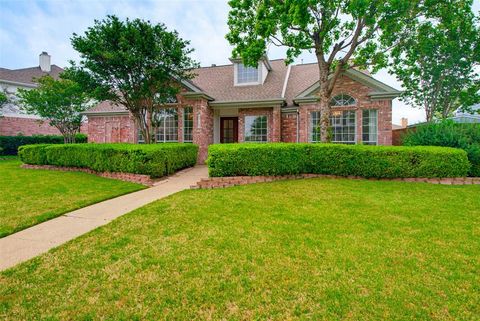Photo of 5718 Willowbrook Drive, Rowlett, TX 75088 (MLS # 21241782)