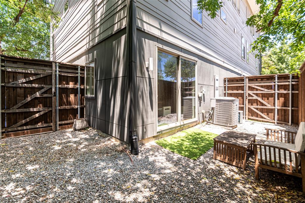 Bonview Condominium - Residential